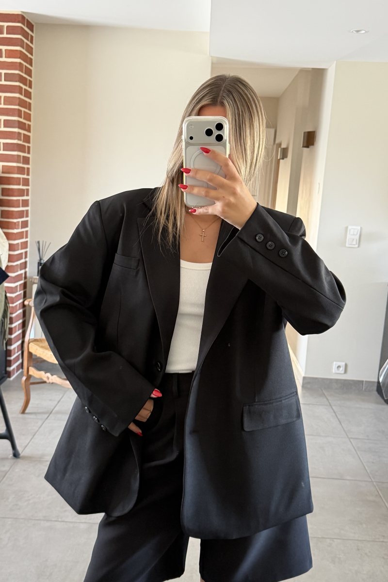 Blazer Lou
